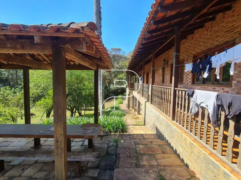 Chácara para alugar Vila Santo Antônio com 8000m² e 5 quartos por R$ 25.000 - ce1f570f219b0099929fb236.jpg