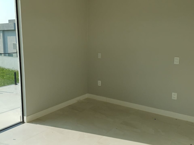 Casa de condomínio à venda Cajueiros (Itaipuaçu) com 191m² e 4 quartos por R$ 980.000 - img-20240723-wa0034.jpg