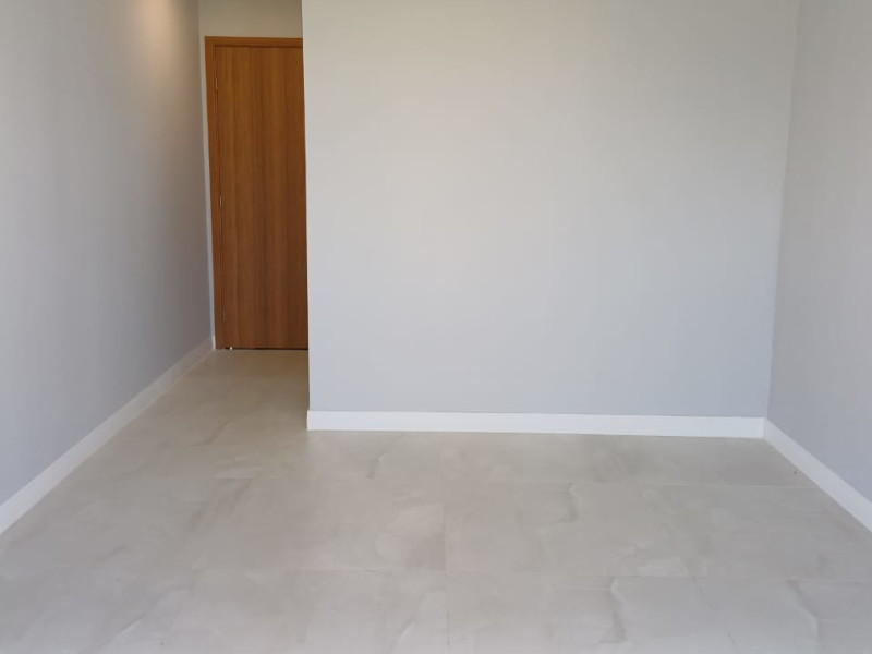 Casa de condomínio à venda Cajueiros (Itaipuaçu) com 191m² e 4 quartos por R$ 980.000 - img-20240723-wa0053.jpg