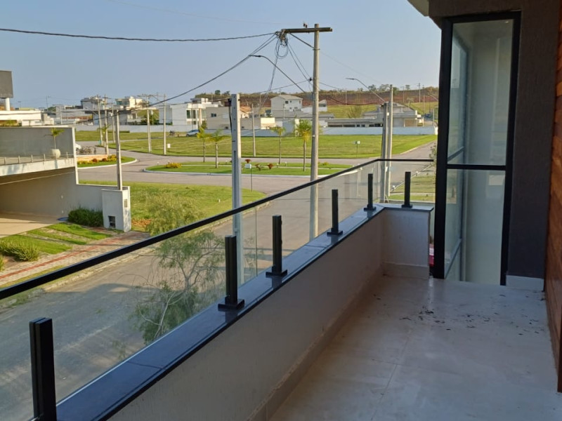 Casa de condomínio à venda Cajueiros (Itaipuaçu) com 191m² e 4 quartos por R$ 980.000 - img-20240723-wa0056.jpg