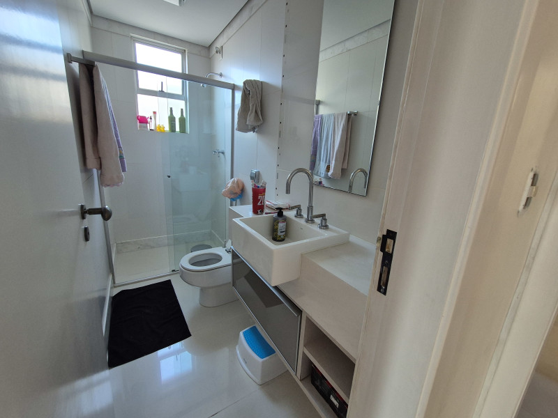 Apartamento à venda Coração de Jesus com 126m² e 4 quartos por R$ 1.000.000 - banhosocial2.jpg