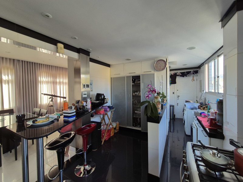 Apartamento à venda Coração de Jesus com 126m² e 4 quartos por R$ 1.000.000 - cozinha2.jpg