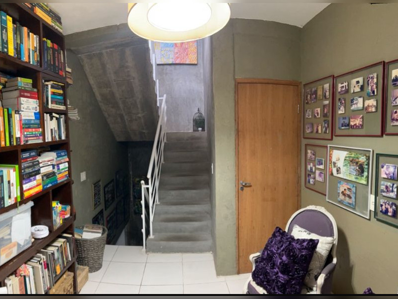 Casa de condomínio à venda Vila Valqueire com 331m² e 5 quartos por R$ 850.000 - img-4418.jpeg