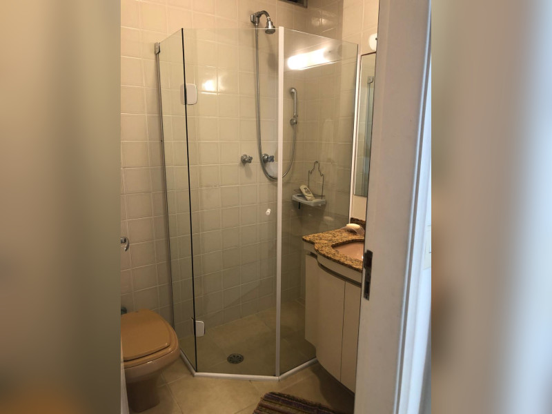 Apartamento à venda Pitangueiras com 90m² e 3 quartos por R$ 630.000 - banho-social.jpg
