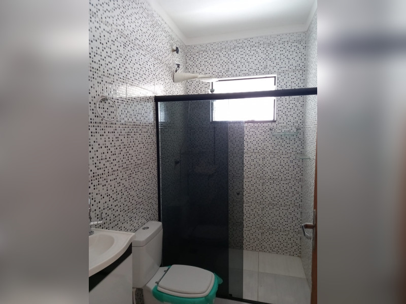 Casa à venda Quinta da Bela Olinda com 197m² e 3 quartos por R$ 350.000 - primeiro-banheiro.jpeg