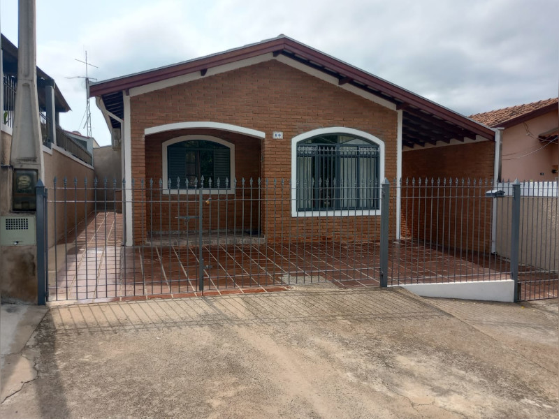 Casa à venda Parque Tropical com 153m² e 4 quartos por R$ 480.000 - 10c50cff-16a5-49ec-a4b6-7b6c146fb200.jpg