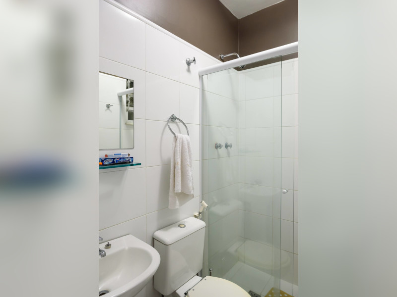 Apartamento à venda Gávea com 54m² e 1 quarto por R$ 800.000 - banheirogavea1.jpg