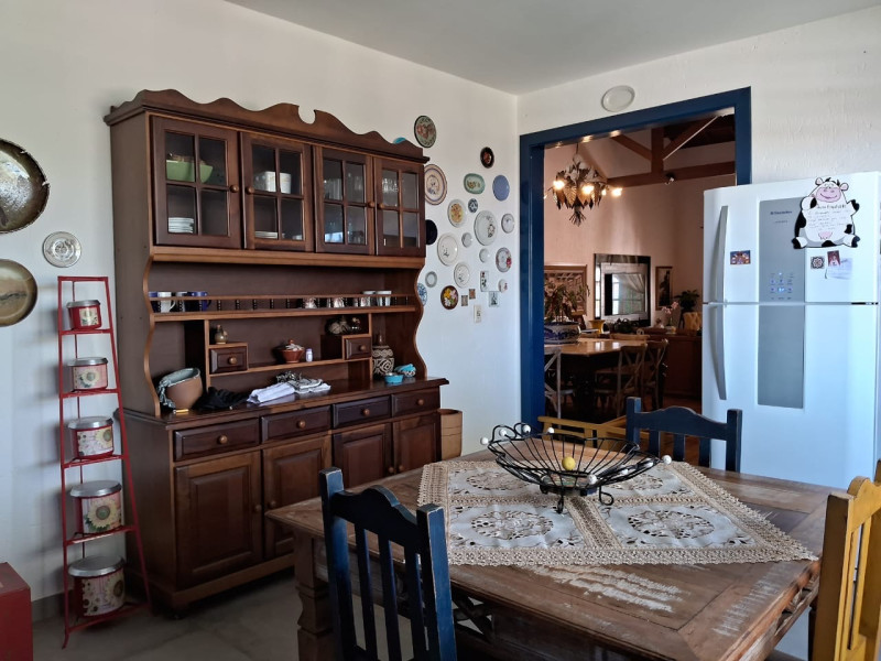 Casa de condomínio à venda Terra das Águas com 245m² e 3 quartos por R$ 1.650.000 - d3375135-8f40-4d56-bfba-52b7d0cc27ed.jpeg