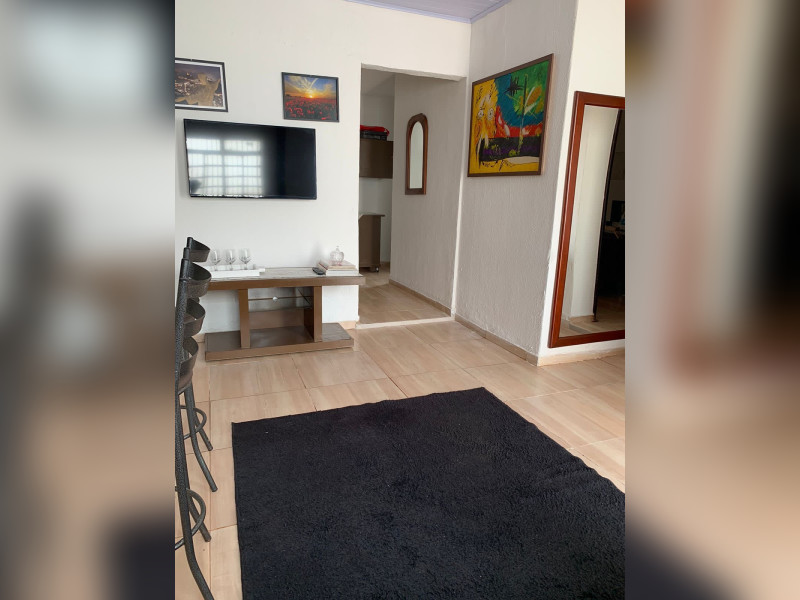 Casa para alugar Parque das Laranjeiras com 110m² e 3 quartos por R$ 3.000 - 53d25441-276e-4ad0-96ee-c5a44972fe36.jpeg