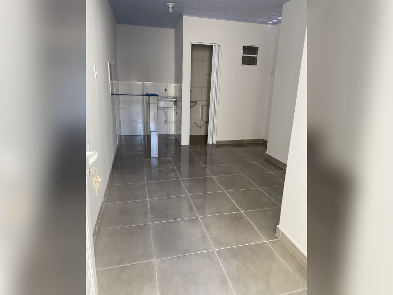 Casa para alugar Parque das Laranjeiras com 110m² e 3 quartos por R$ 3.000 - img-5619.jpeg