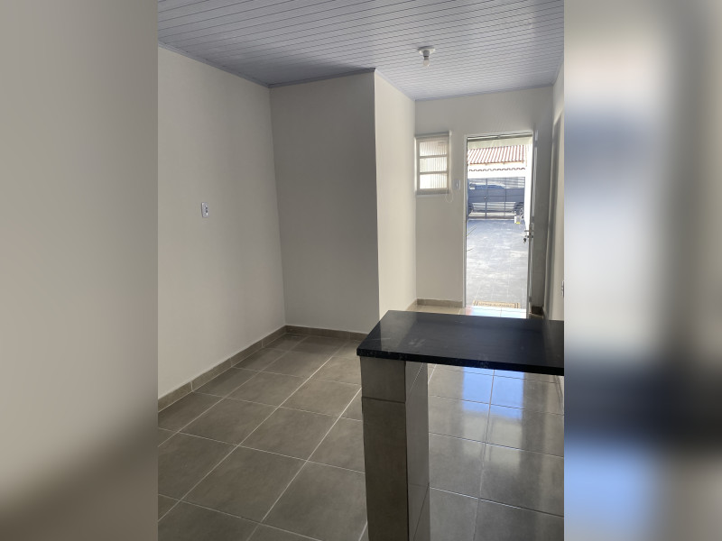 Casa para alugar Parque das Laranjeiras com 110m² e 3 quartos por R$ 3.000 - img-5633.jpeg