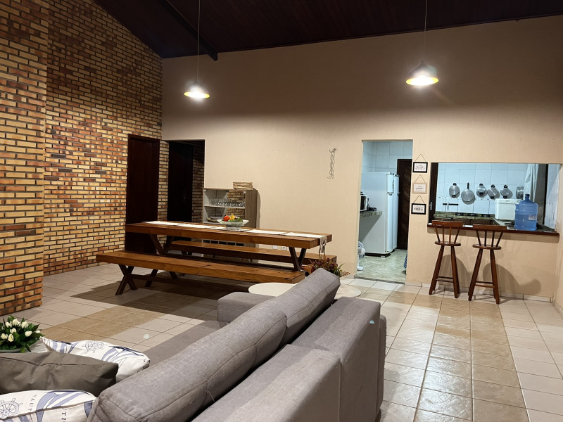 Casa à venda Icaraí com 260m² e 4 quartos por R$ 750.000 - 08-sala.JPEG
