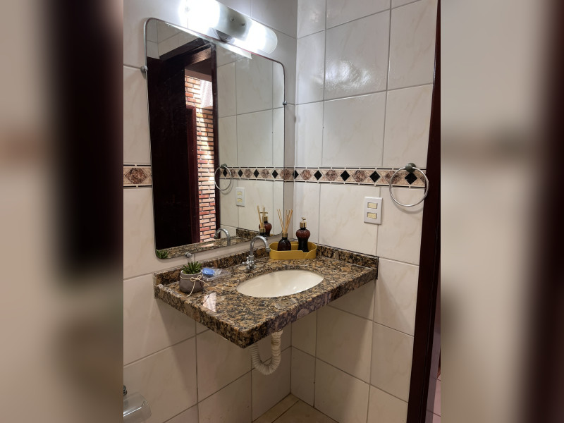 Casa à venda Icaraí com 260m² e 4 quartos por R$ 750.000 - 16-banheiro-suite-secundaria.JPEG