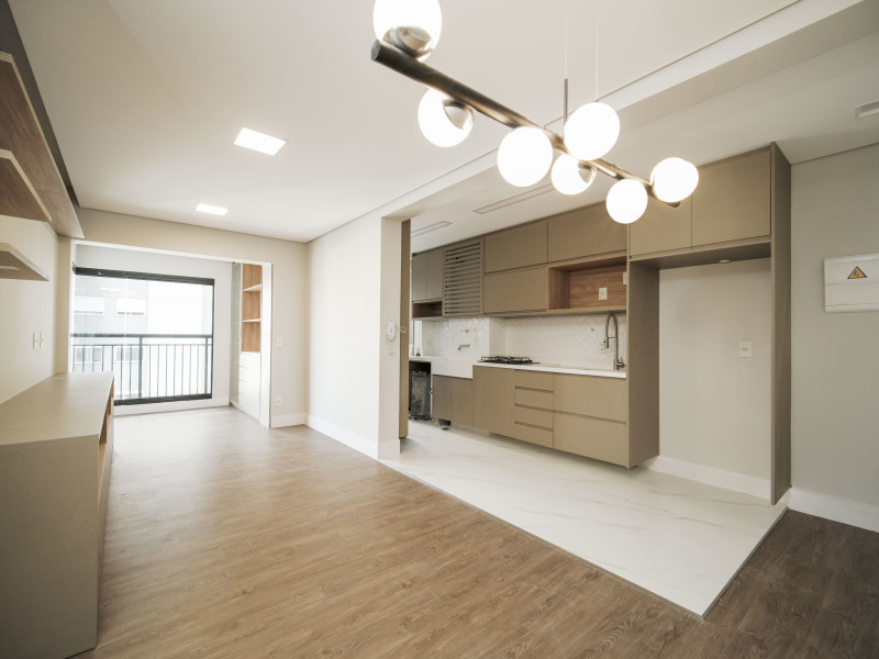 Apartamento à venda Centro com 72m² e 2 quartos por R$ 829.000 - 05072024-dscf2126-min.jpg