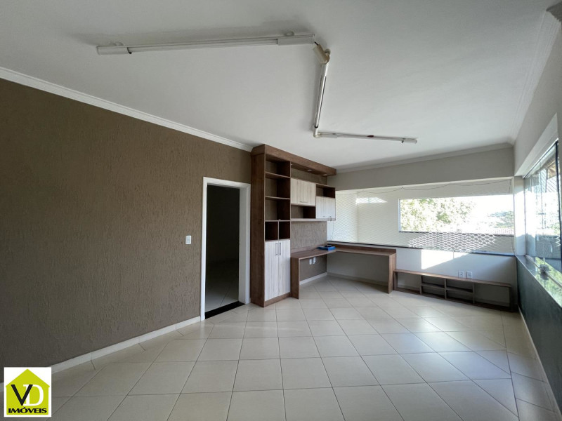 Casa à venda Colina Verde com 232m² e 3 quartos por R$ 750.000 - 202406270959516376.jpeg