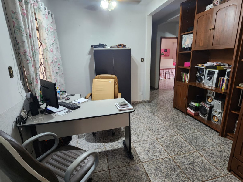 Casa à venda Jardim Autonomista com 429m² e 3 quartos por R$ 990.000 - whatsapp-image-2024-09-24-at-111255-2.jpeg