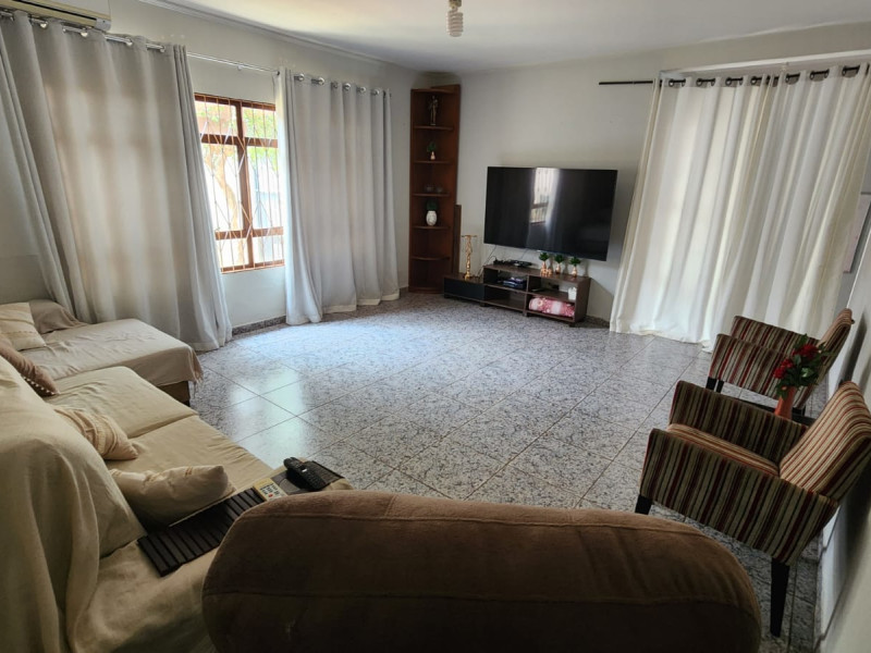 Casa à venda Jardim Autonomista com 429m² e 3 quartos por R$ 990.000 - whatsapp-image-2024-09-24-at-111257-2.jpeg