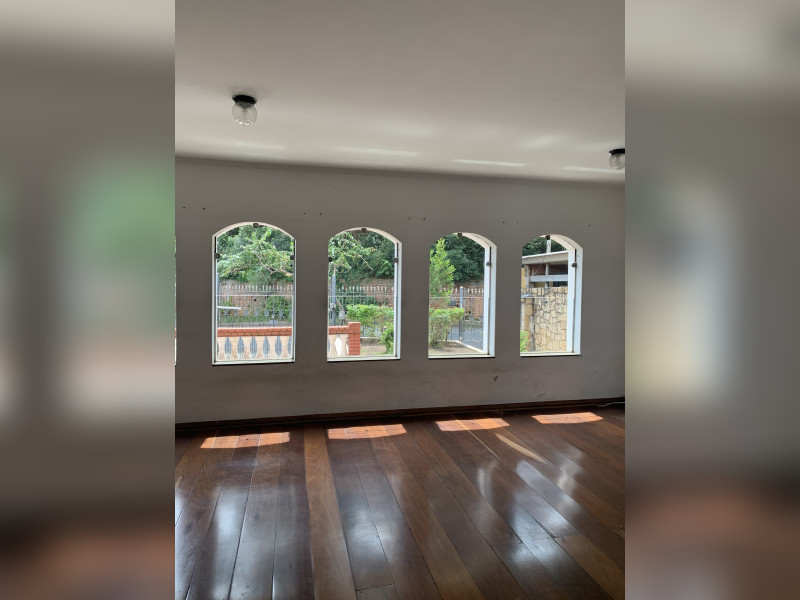 Casa à venda Vila Irmãos Arnoni com 290m² e 4 quartos por R$ 980.000 - img-2517.JPG