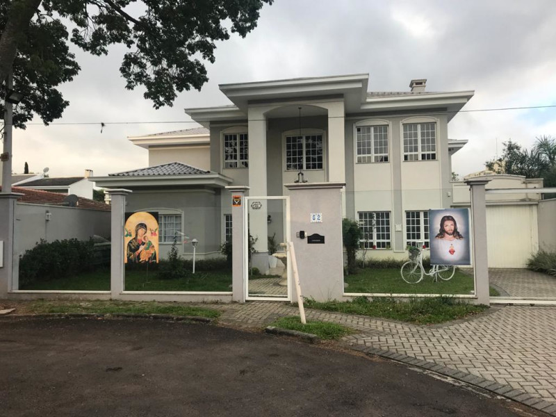 Casa à venda Bacacheri com 900m² e 5 quartos por R$ 6.900.000 - whatsapp-image-2024-09-04-at-173732.jpeg