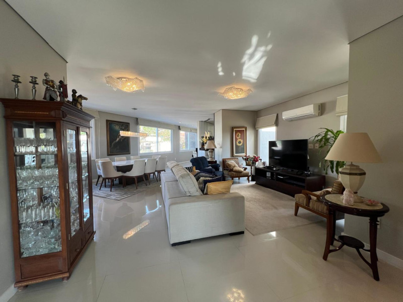 Comercial à venda Três Figueiras com 521m² e 0 quartos por R$ 3.990.000 - whatsapp-image-2025-04-26-at-125221-pm.jpeg