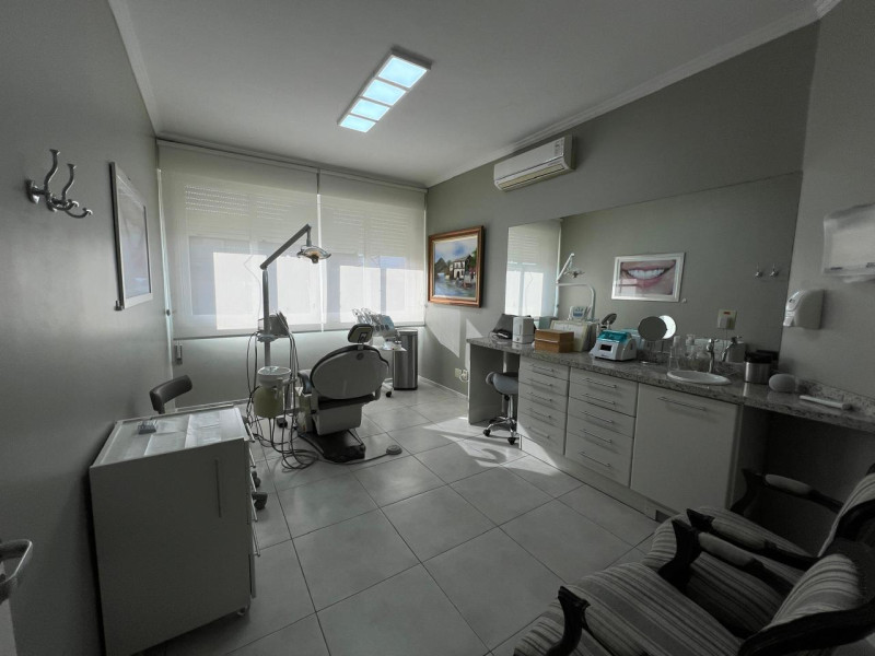 Comercial à venda Três Figueiras com 521m² e 0 quartos por R$ 3.990.000 - whatsapp-image-2025-04-26-at-125242-pm-1.jpeg