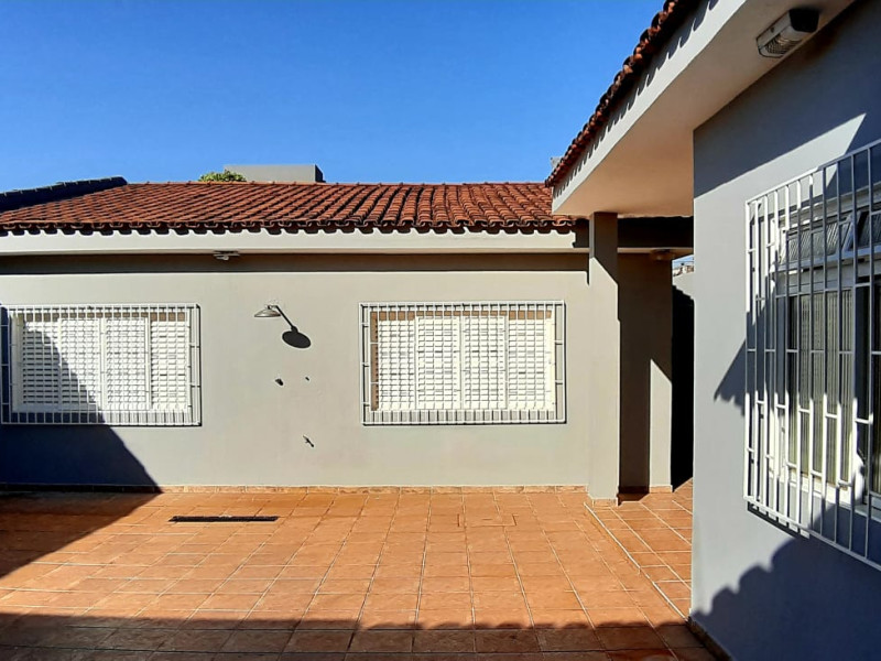 Casa à venda Brasil com 400m² e 4 quartos por R$ 670.000 - casa-8.jpg