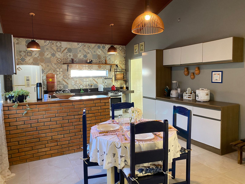Casa à venda Novo Horizonte com 180m² e 2 quartos por R$ 1.150.000 - img-20240822-wa0005.jpg