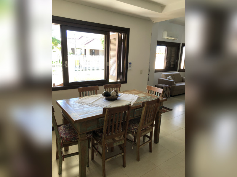 Casa à venda Xangri-Lá com 200m² e 4 quartos por R$ 1.600.000 - img-1200.JPG
