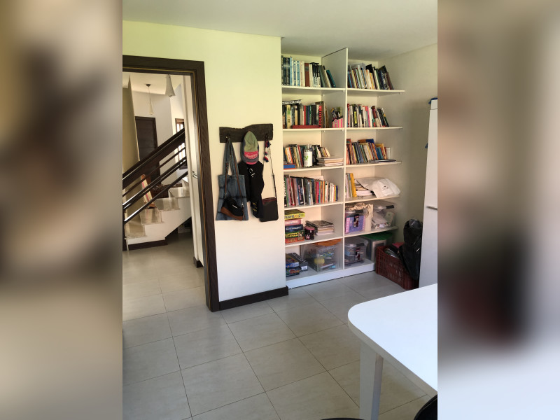 Casa à venda Xangri-Lá com 200m² e 4 quartos por R$ 1.600.000 - img-1212.JPG