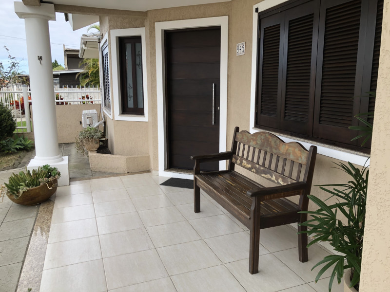Casa à venda Xangri-Lá com 200m² e 4 quartos por R$ 1.600.000 - img-3275.JPG