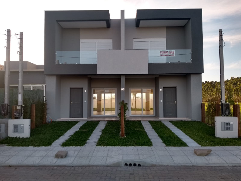 Casa à venda Xangri-Lá com 116m² e 3 quartos por R$ 590.000 - foto-frente.jpeg