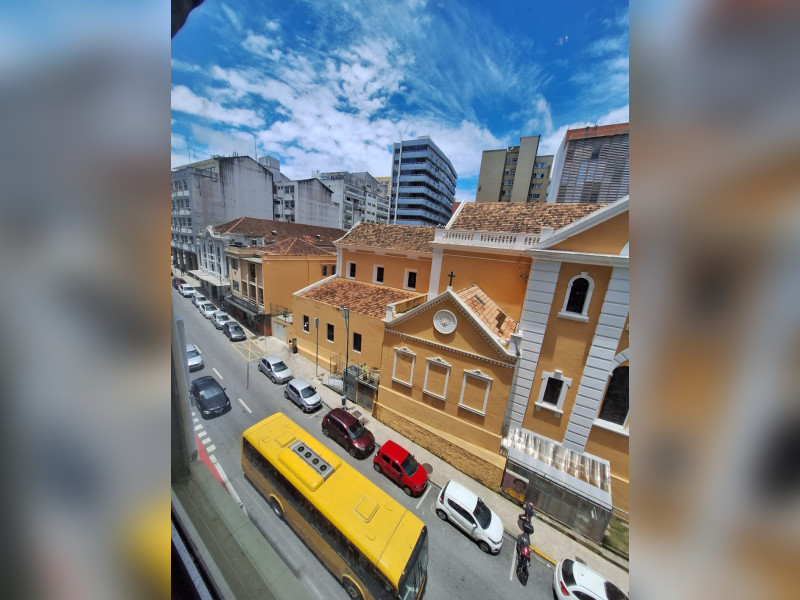 Apartamento à venda Centro com 30m² e 1 quarto por R$ 350.000 - vista-janela-2.jpg