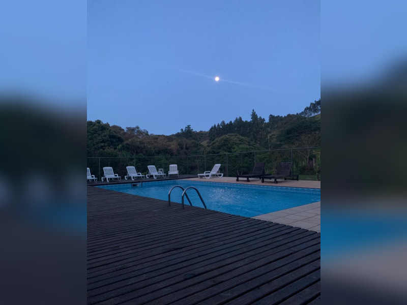 Comercial à venda Centro com 90000m² e 0 quartos por R$ 25.200.000 - pousada-piscina.jpeg