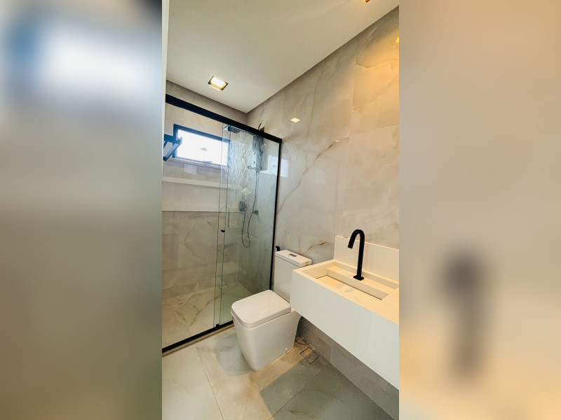 Casa de condomínio à venda Alphaville com 210m² e 3 quartos por R$ 1.300.000 - whatsapp-image-2024-09-12-at-094333-1.jpeg