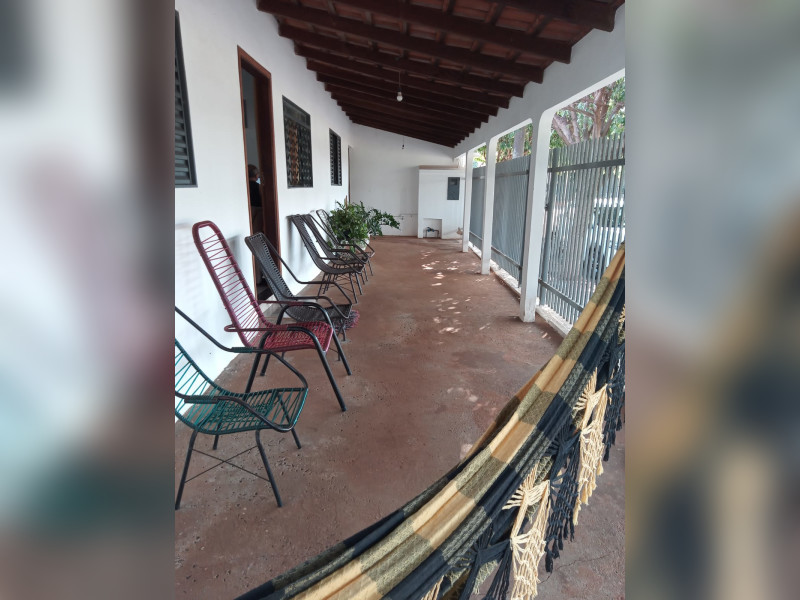 Casa à venda Boa Vista dos Andradas com 287m² e 4 quartos por R$ 395.000 - 800x600-varanda-da-frente.jpg