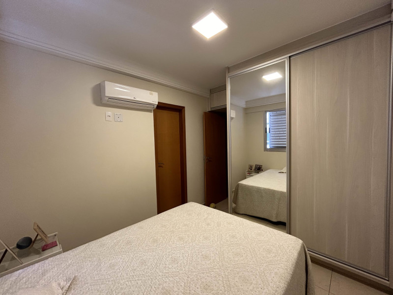 Apartamento à venda Setor Bueno com 116m² e 4 quartos por R$ 850.000 - apgyn-tdl1901-olx-horz-012-20-suite-fds.jpg