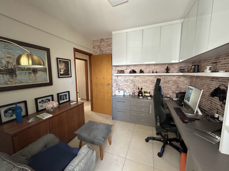 Apartamento à venda Setor Bueno com 116m² e 4 quartos por R$ 850.000 - apgyn-tdl1901-olx-horz-017-20-home-office.jpg