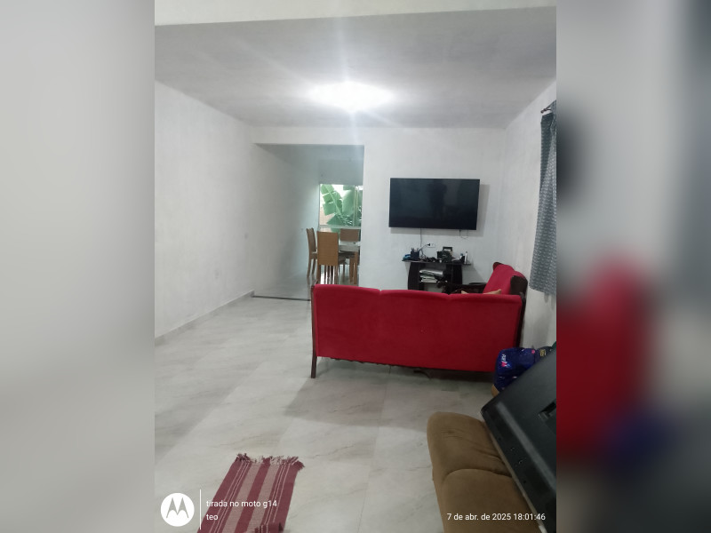 Casa à venda Jardim Robru com 125m² e 3 quartos por R$ 365.000 - img-20250407-180141.jpg