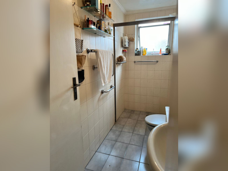 Apartamento à venda Sumarézinho com 52m² e 1 quarto por R$ 570.000 - banheiro-e-janela.jpeg