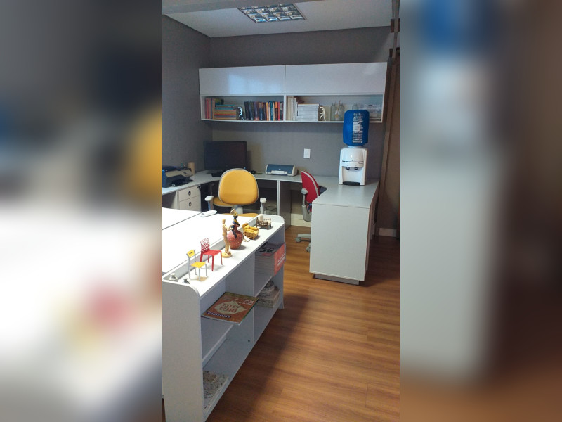 Comercial à venda Petrópolis com 102m² e 1 quarto por R$ 350.000 - whatsapp-image-2026-03-25-at-215214-1.jpeg