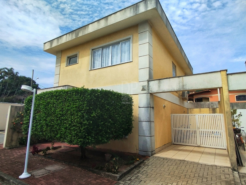 Casa à venda Engenho do Mato com 195m² e 3 quartos por R$ 600.000 - 1-frente-casa-2.jpg