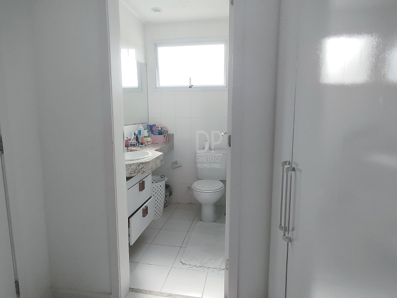 Casa à venda Engenho do Mato com 195m² e 3 quartos por R$ 600.000 - 23-banh-suite.jpg