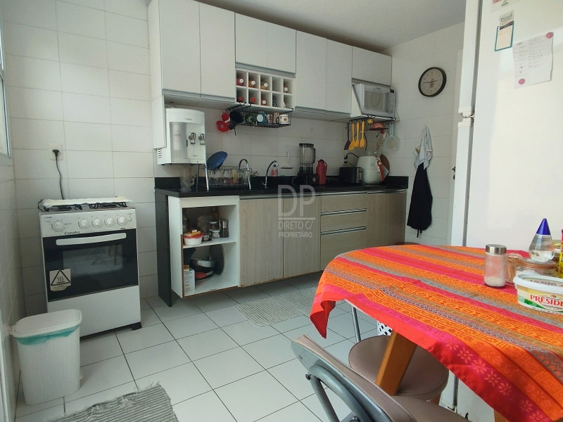 Casa à venda Engenho do Mato com 195m² e 3 quartos por R$ 600.000 - 9-cozinha-2.jpg