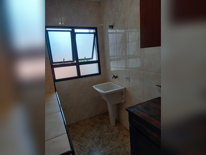 Apartamento à venda Vila Santo Antônio com 81m² e 3 quartos por R$ 295.000 - 20240821-155546.jpg