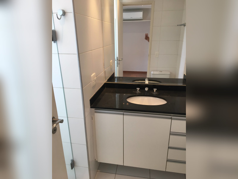 Apartamento à venda Vila Nova Conceição com 72m² e 2 quartos por R$ 1.640.000 - img-7239.JPG