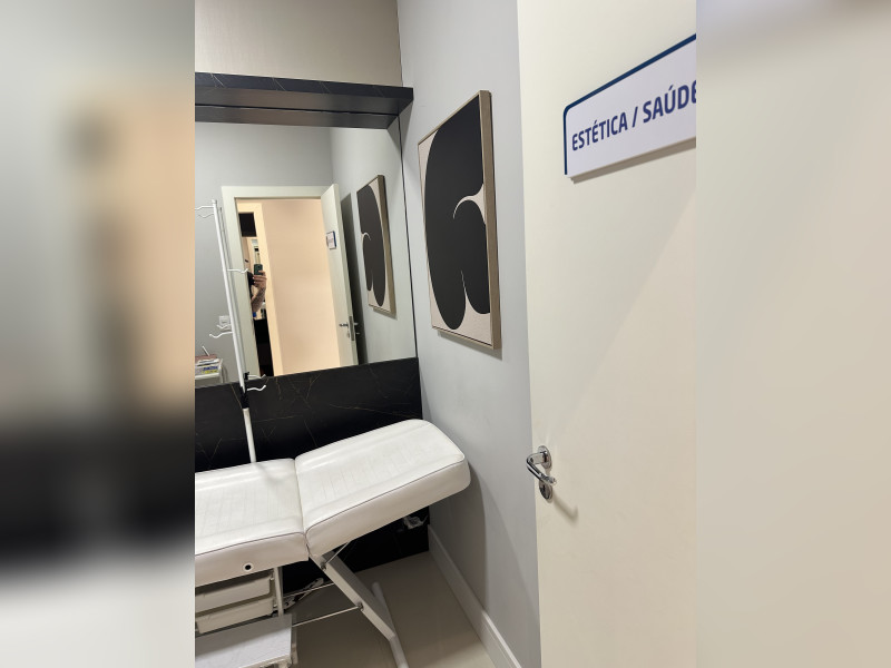 Comercial à venda Centro com 60m² e 0 quartos por R$ 105.000 - img-8258.jpeg