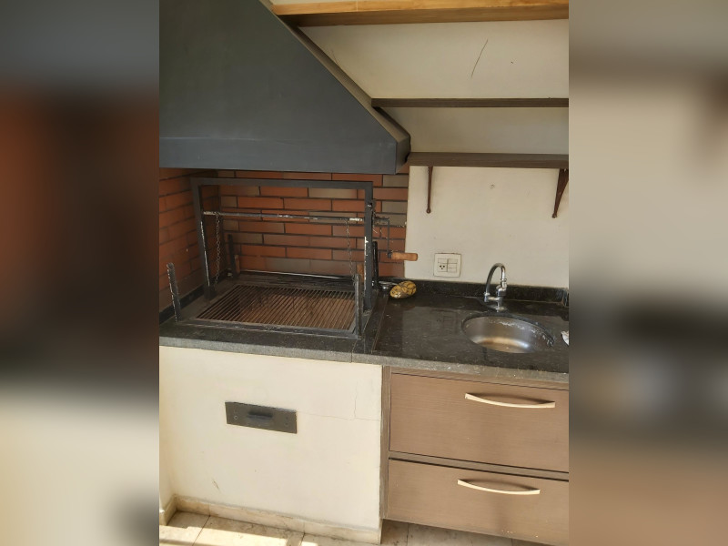 Apartamento à venda Vila Mariana com 146m² e 3 quartos por R$ 2.450.000 - varanda-vista-7-churrasqueira-e-pia.jpg