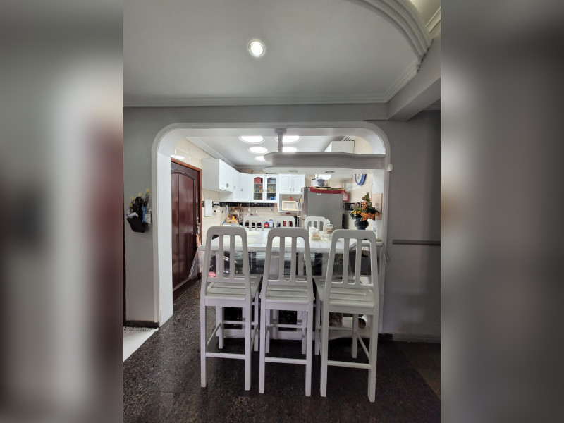 Apartamento à venda Parque 10 de Novembro com 72m² e 3 quartos por R$ 300.000 - img-20250126-wa0010.jpg