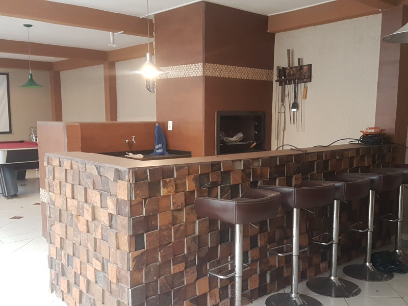 imóvel com 200m² - Boa Vista - Curitiba