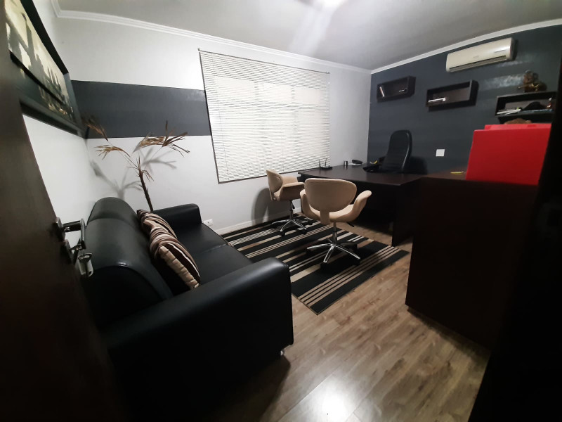 imóvel com 200m² - Boa Vista - Curitiba